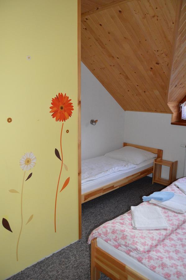 Ubytovanie Sokolica Červený Kláštor Esterno foto